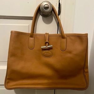 Longchamp Camel Colored Leather Bag in excellent condition